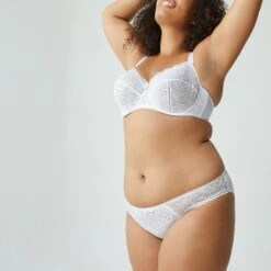 Slip Star White Luccia 7 Slip Star White Luccia -Bestform Lingerie Soldes Magasin BL02409 016 WEB 31 ba256f8d d5fb 48e9 9a76 6e0ef3b60b3e