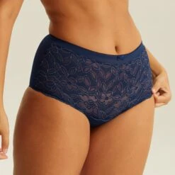 Culotte Marine CAPRI -Bestform Lingerie Soldes Magasin BL03500 021 WEB 1 ccd3fc93 2785 4d8e b08f 1e5c9e292116