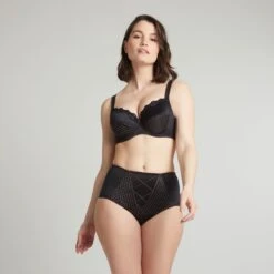 Boxer Gainant Noir Marilyn -Bestform Lingerie Soldes Magasin BL03732 030 WEB 3 6804cb98 805c 4ce0 b785 b0cddb792c0b