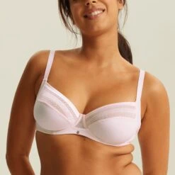Soutien-gorge Emboîtant Avec Armatures Beige Rosé JUST LIFT 6 Soutien-gorge Emboîtant Avec Armatures Beige Rosé JUST LIFT -Bestform Lingerie Soldes Magasin BL14498 048 WEB 11