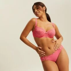 Soutien-gorge Emboîtant Avec Armatures Cherry PAMPELUNE HARMONY 9 Soutien-gorge Emboîtant Avec Armatures Cherry PAMPELUNE HARMONY -Bestform Lingerie Soldes Magasin BL14553 06B WEB 3 6f98bd7e 36f7 4321 a480 bcf8cea923f3