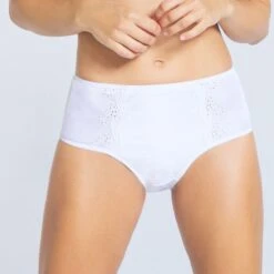 Boxer Gainant Blanc Emily -Bestform Lingerie Soldes Magasin BL64230 BL WEB 1 ce5a4fd5 1825 47b2 b32d 36c07b325add
