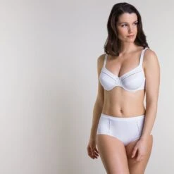 Soutien-gorge Avec Armatures Blanc Bari 7 Soutien-gorge Avec Armatures Blanc Bari -Bestform Lingerie Soldes Magasin CL12871 010 WEB 3 4c04f8f5 7b7a 4927 bcd9 2791ce40baa6